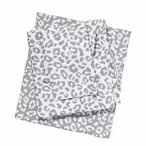 VS PINK snow leopard sheet set (F/Q)